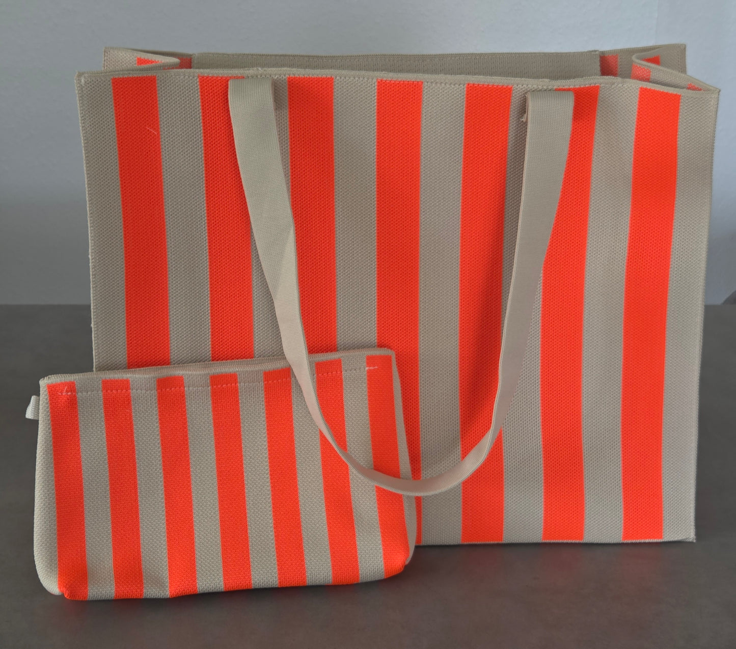 Stylische Tasche/Shopper Streifen